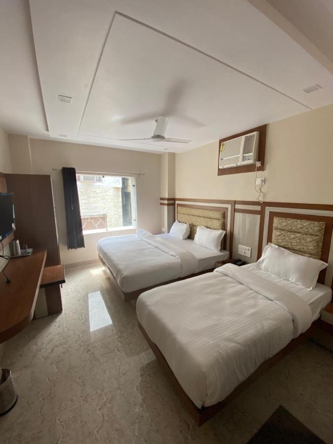 Hotel Blue Sky Haridwār Exterior foto